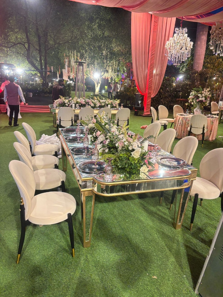 VIP Mirror Table Dining & Crystal Chandeliers